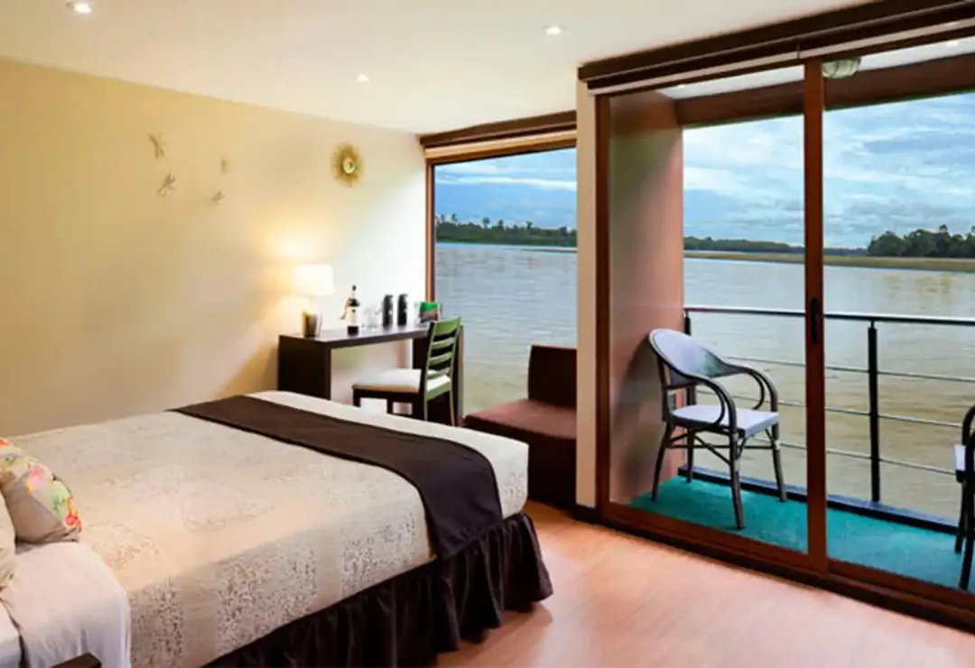 room 1 anakonda amazon river cruise